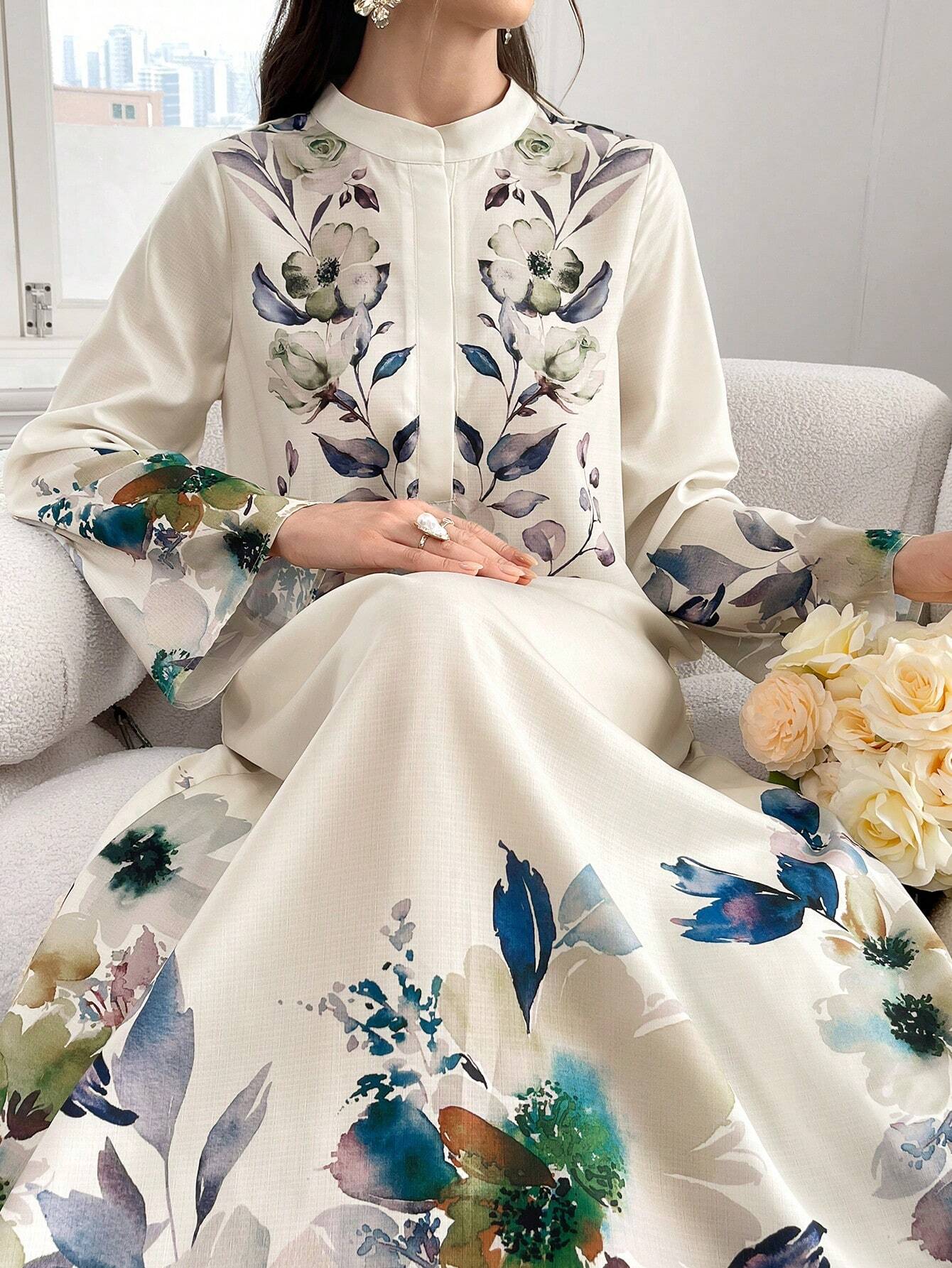 Women's Round Neck Floral Print Long Bell Sleeve Casual Arabian