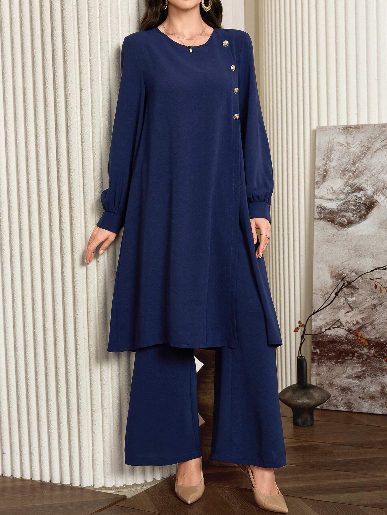 Women's Casual Solid Color Button Decor Split Hem Extra Long Top