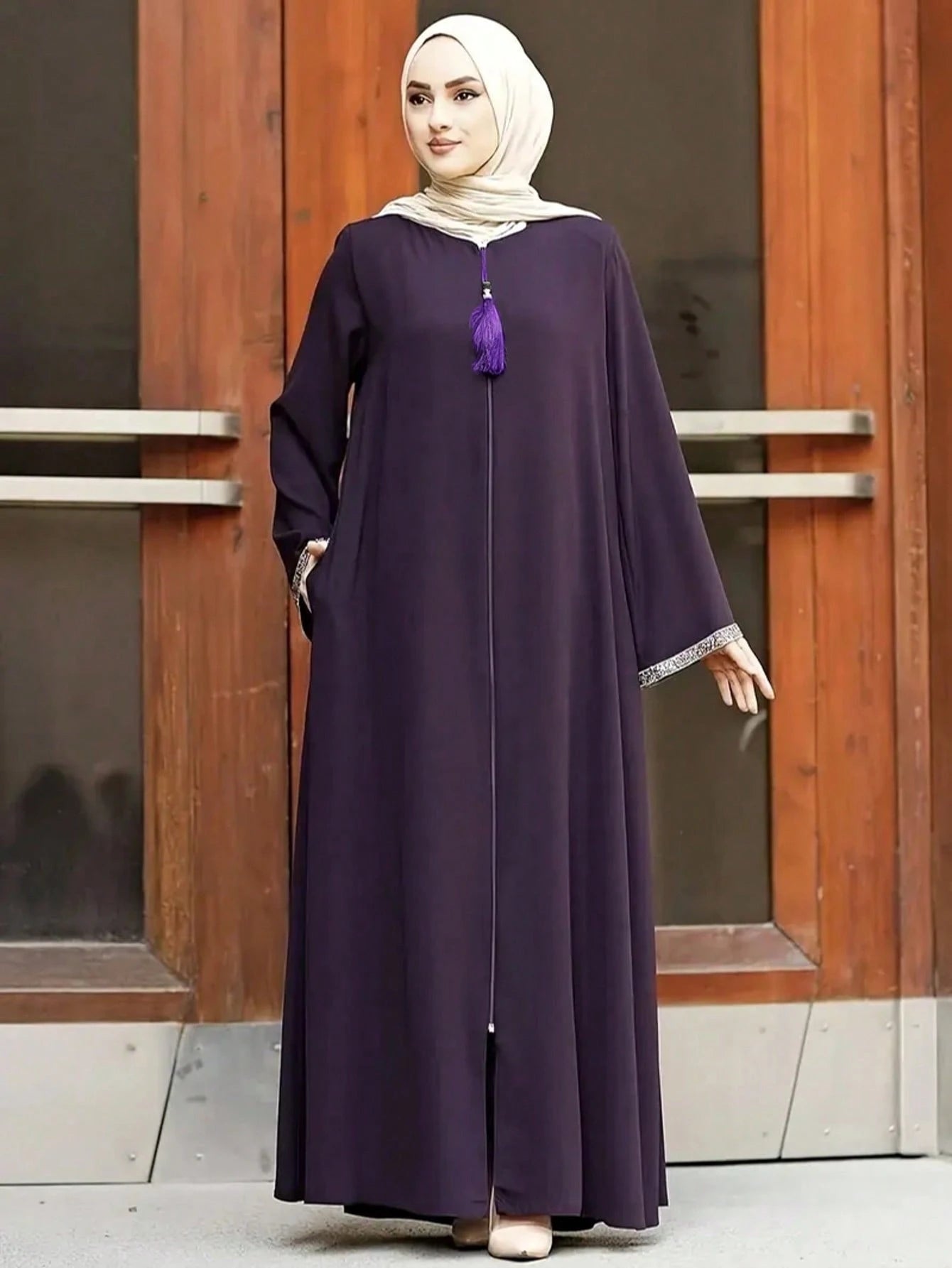 Women's Casual Solid Color Loose Fit Round Neck Zipper Robe