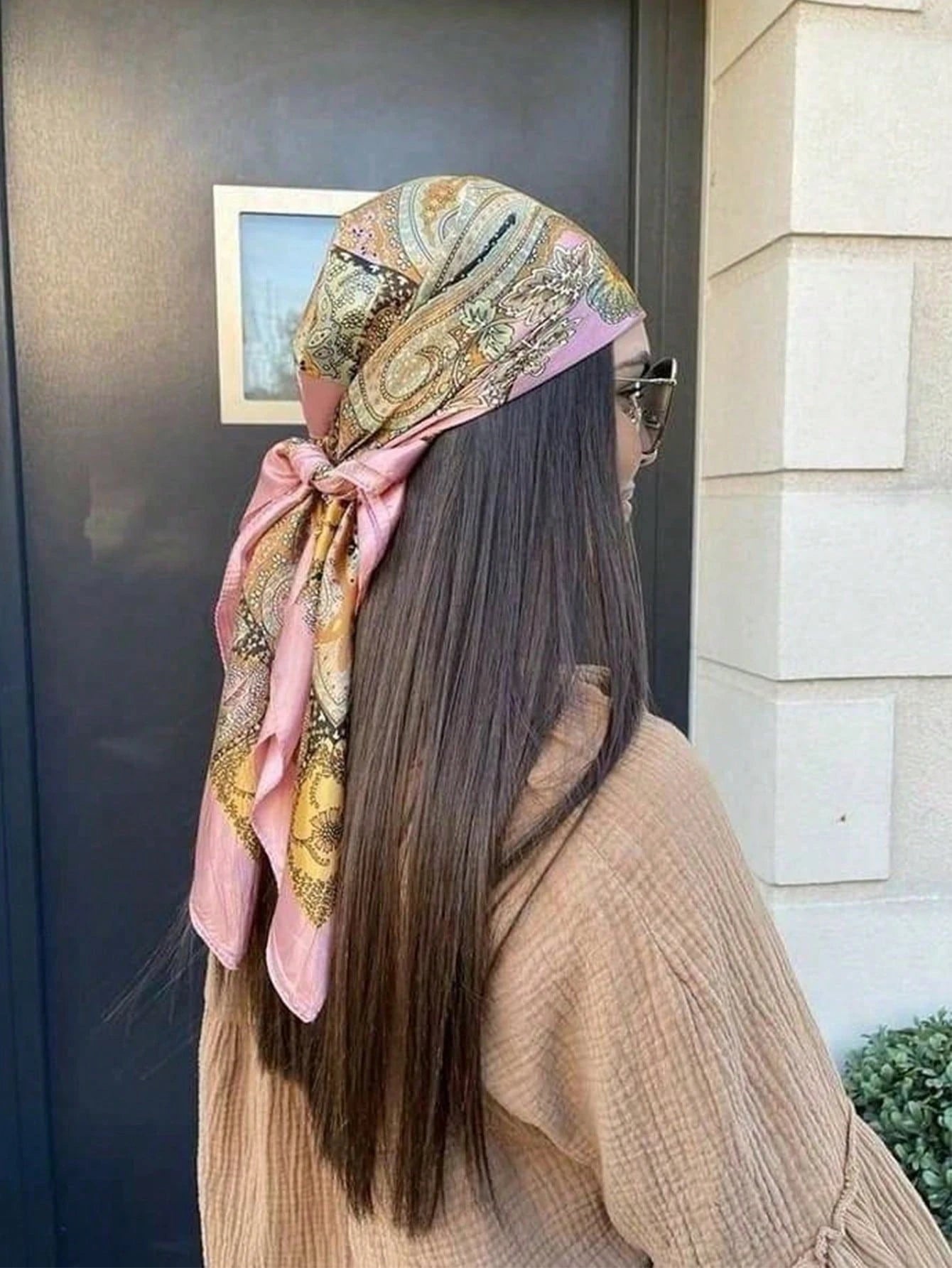 Women's Paisley & Cashew Flower Print Headscarf