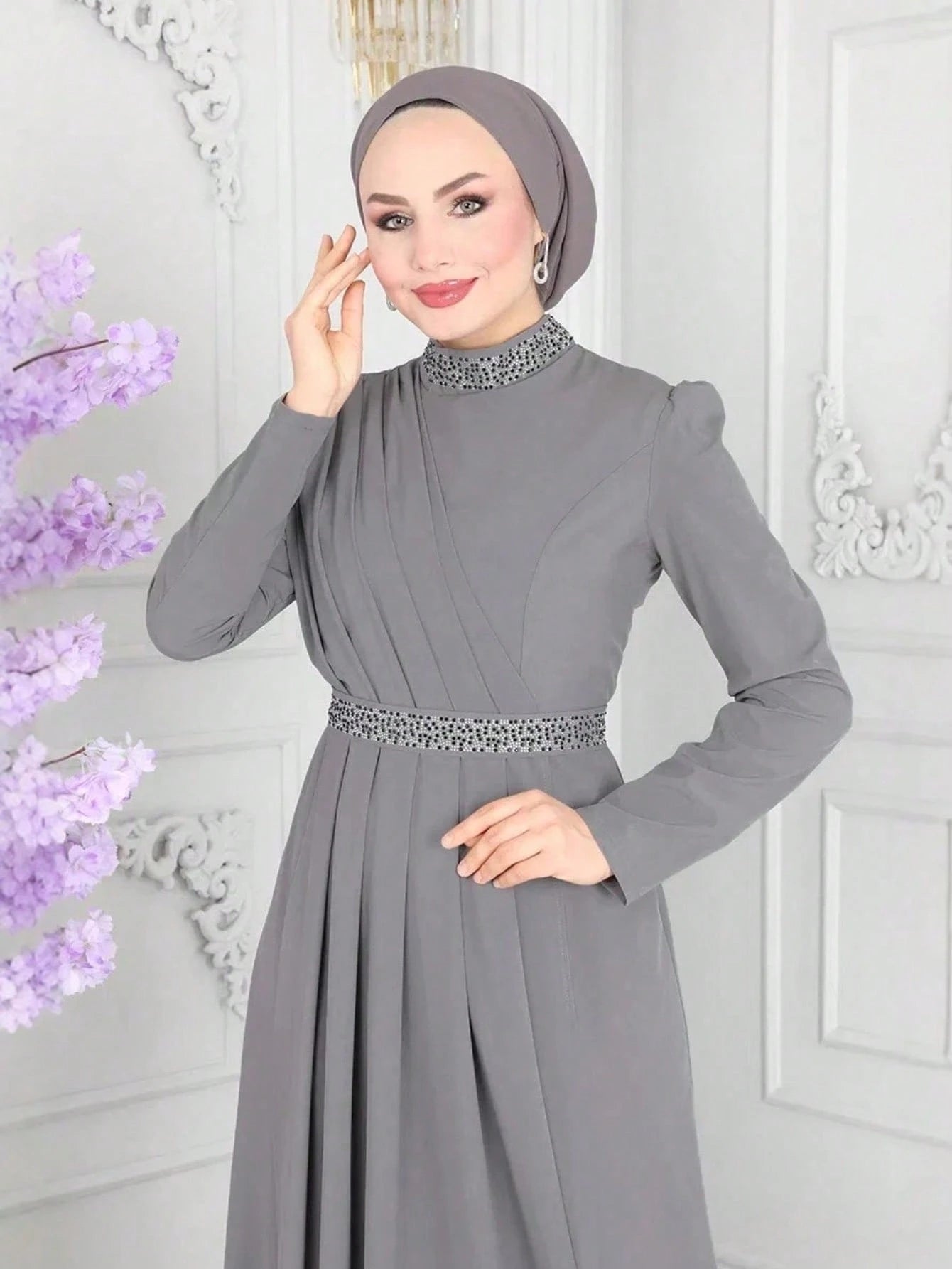 Elegant Solid Color Luxury Arabic Style Maxi Dress for Women