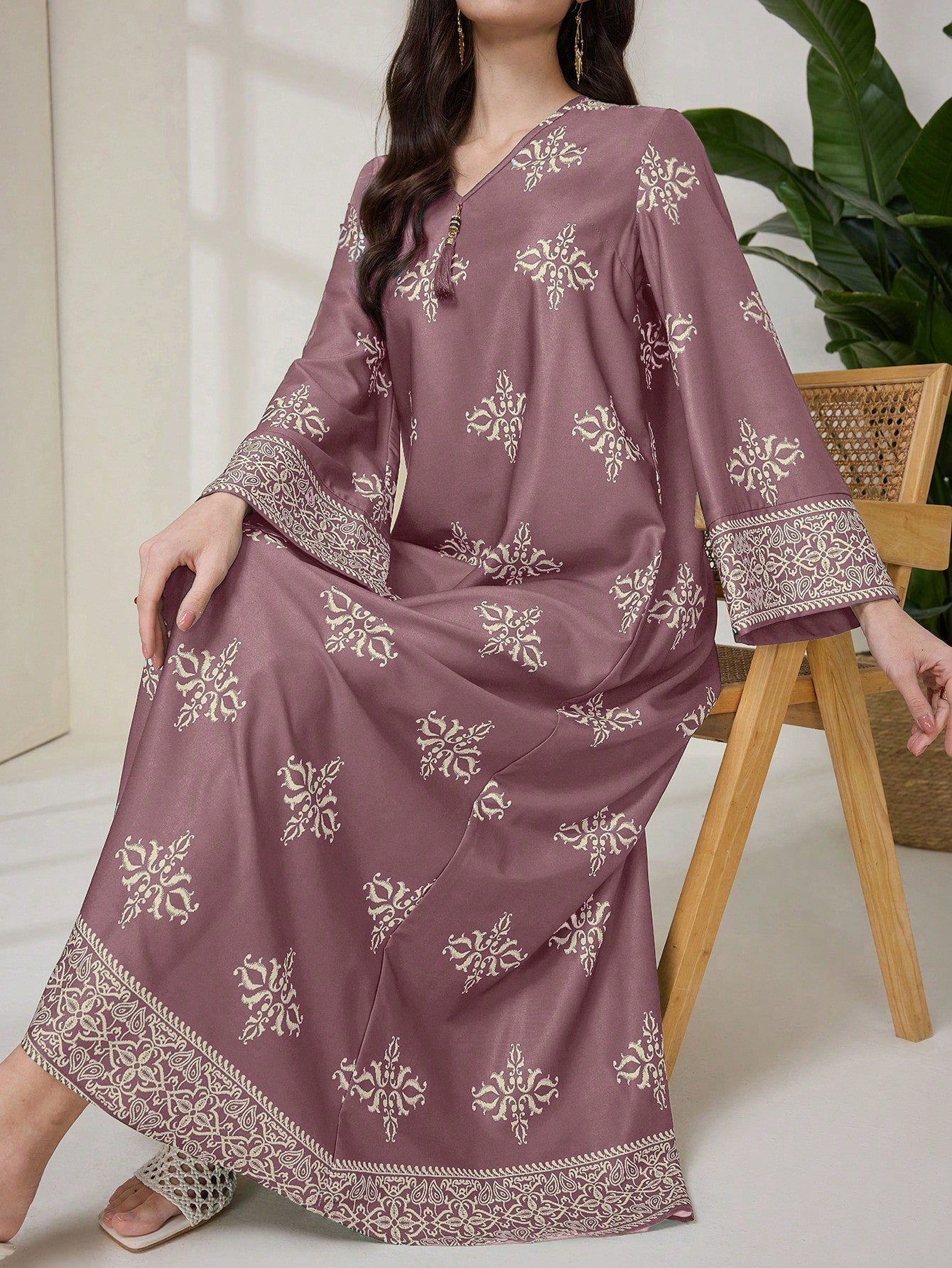 Women's Floral Print V-neck Long Sleeve Loose Arabic Style Maxi Dress