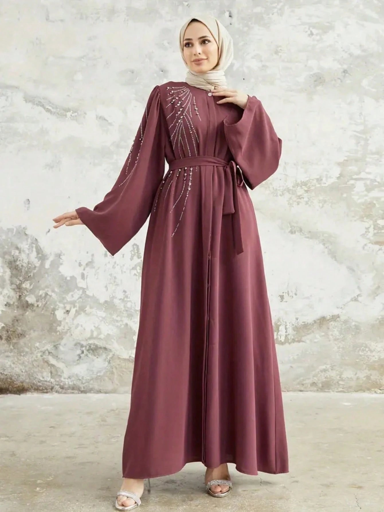 Women's Long Sleeved Round Neck with Multiple Buttons Beaded Hot