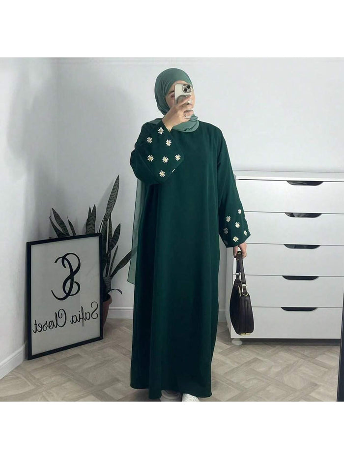 New Fashionable Luxurious Chrysanthemum Embroidery Sleeve Design