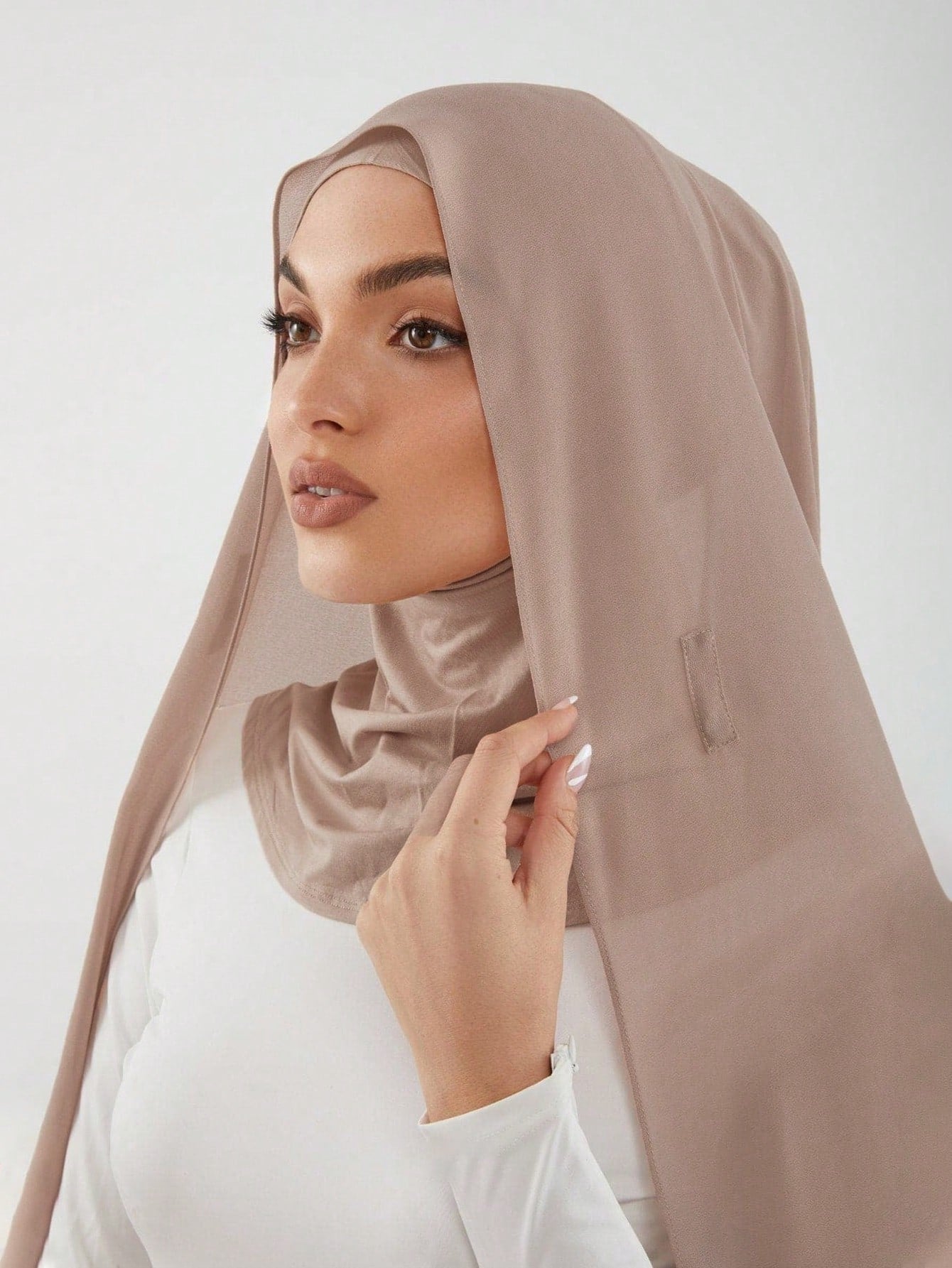 Instant Hijab With Magnetic Clasp