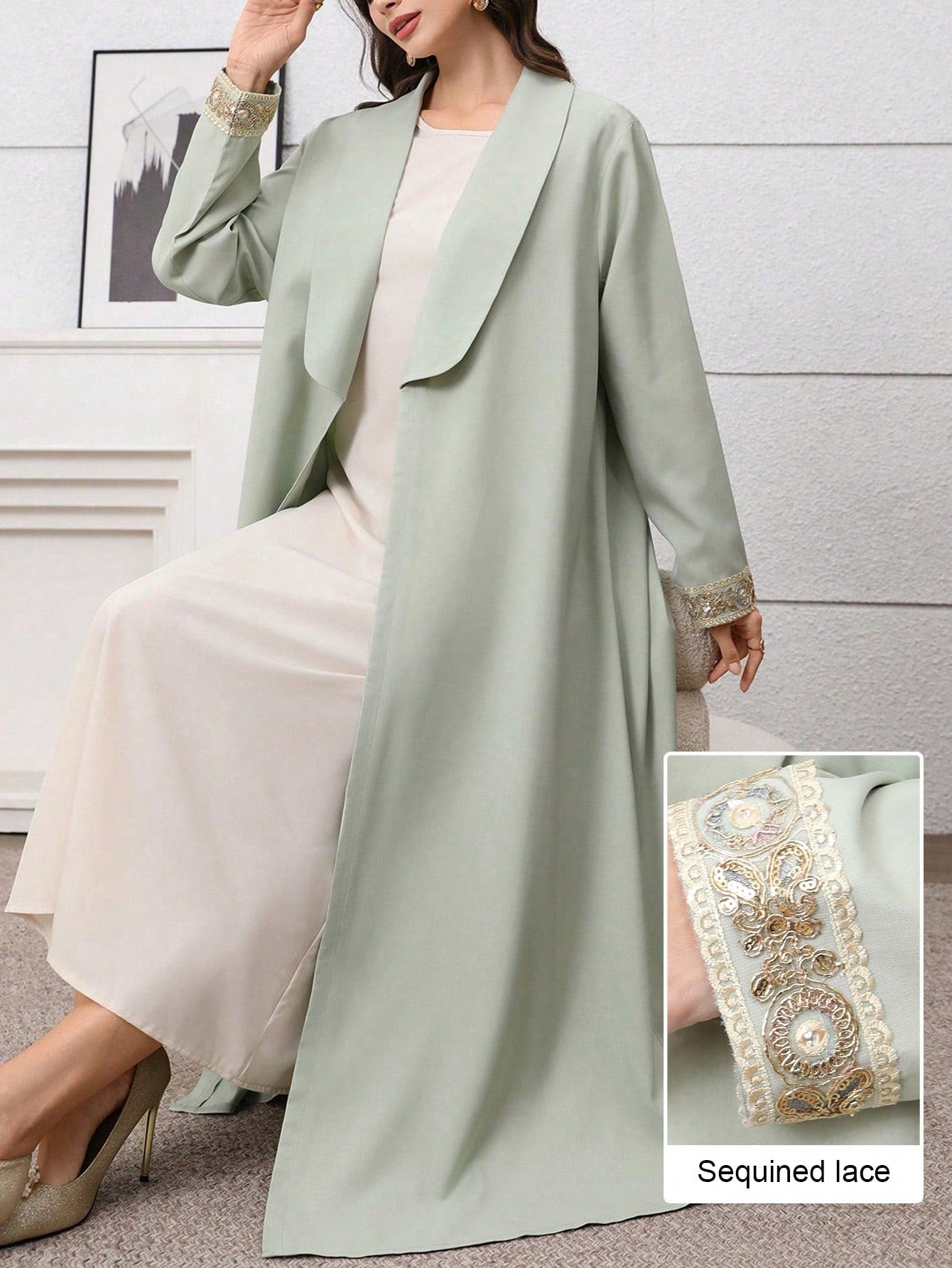 Green Collar Patchwork Gold Lace Luxurious Elegant Abaya for Outings