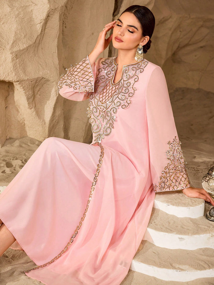 Women's New Arrival Elegant Heavy Embroidered Collar Arabic Style