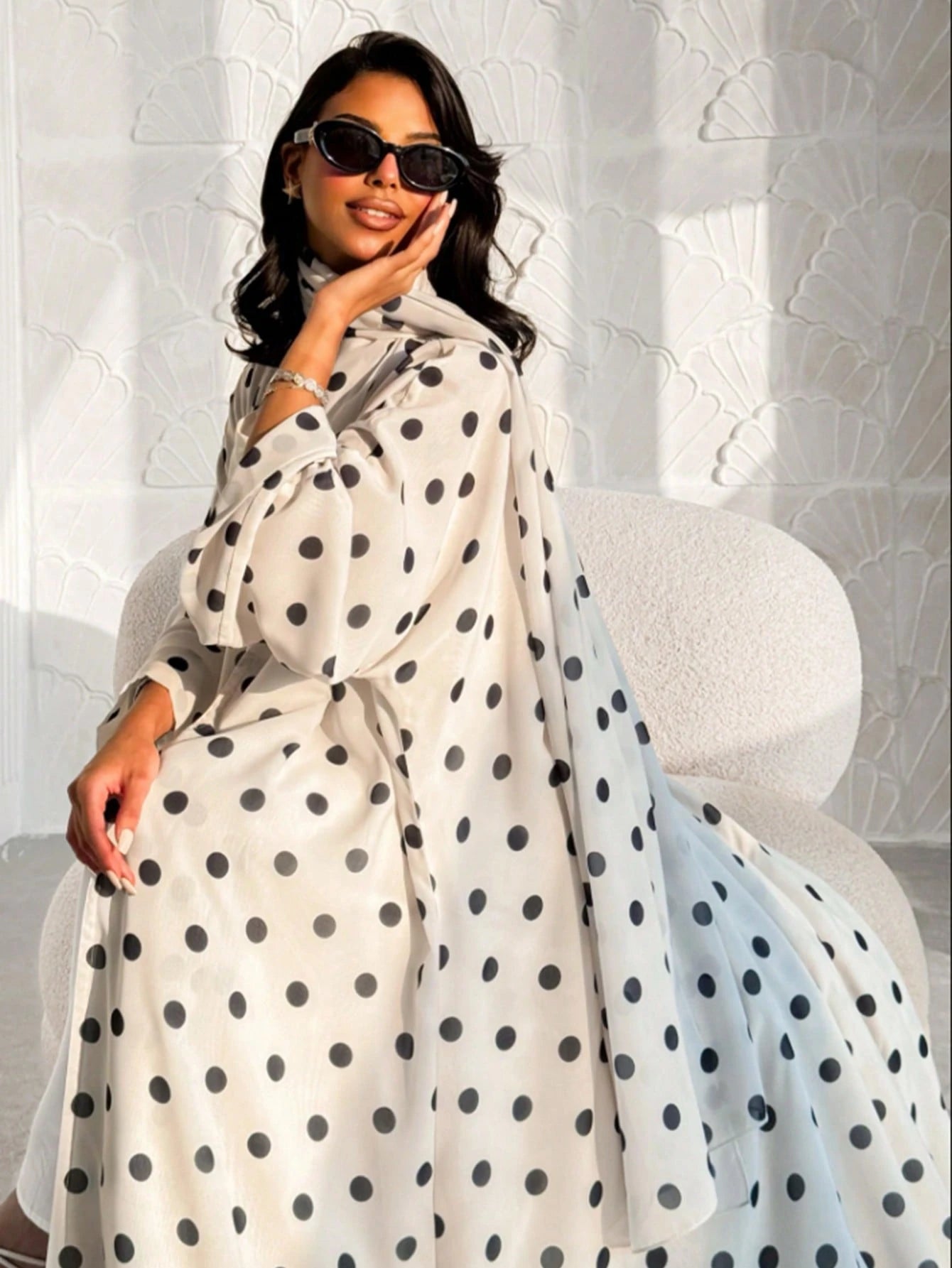 Printed Polka Dot Classic Versatile Hijab Open Abaya Suitable for